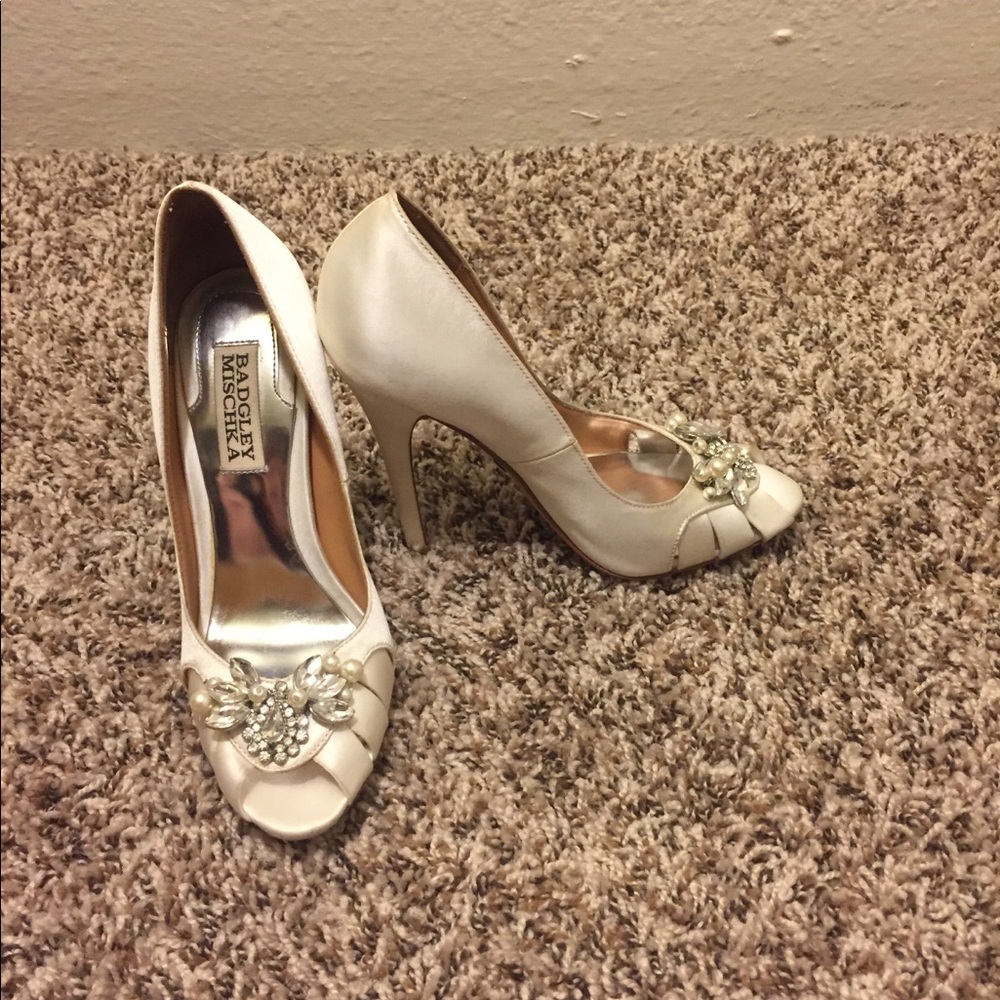 Badgley Mischka satin embellished pumps
